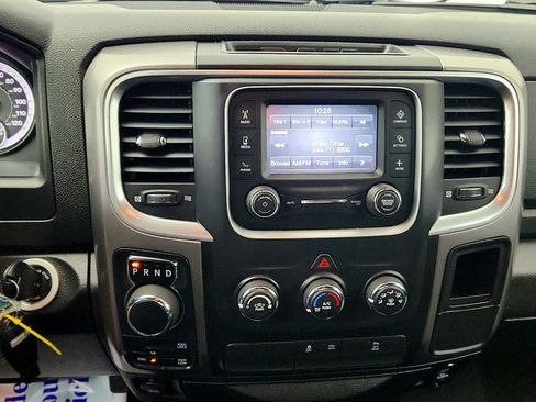 Used 2022 RAM 1500 Classic Warlock w/ Warlock Decor Package AWD/4WD image 17