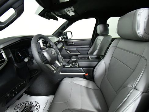 New 2026 Toyota Tundra SR5 AWD/4WD image 5