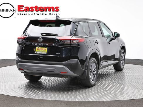 Used 2023 Nissan Rogue S AWD/4WD image 5
