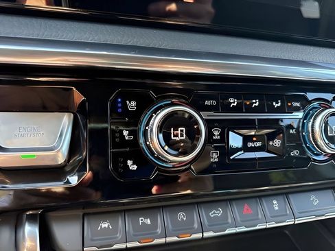 New 2026 GMC Sierra 1500 Denali AWD/4WD image 32