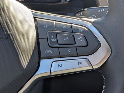 New 2026 Volkswagen Atlas SE image 19