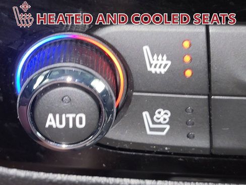 Used 2020 Buick Enclave Avenir w/ Avenir Technology Package image 35