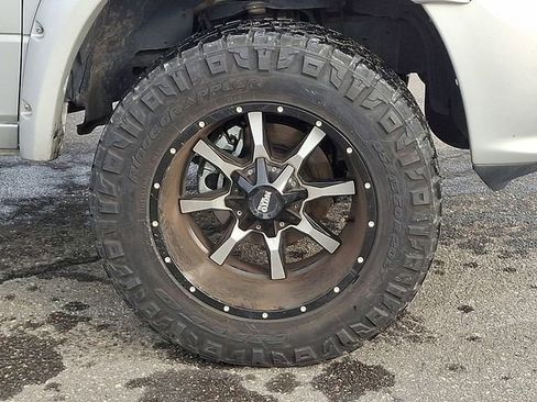 Used 2019 RAM 1500 Express w/ Express Value Package image 10