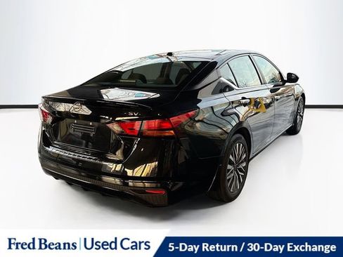 Used 2023 Nissan Altima 2.5 SV image 8