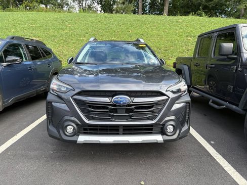 Certified 2023 Subaru Outback Touring AWD/4WD image 2