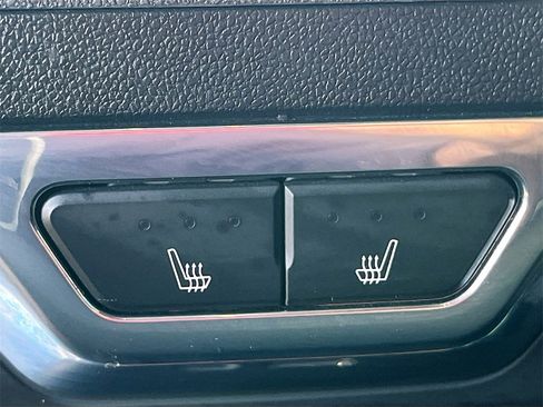 Used 2024 GMC Sierra 2500 SLT w/ SLT Premium Package image 27