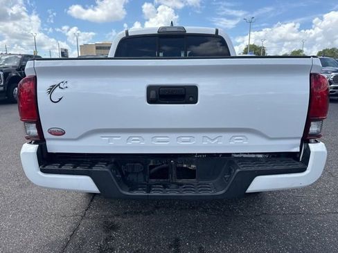 Used 2019 Toyota Tacoma SR w/ SR Convenience Package RWD image 7