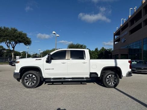 Used 2024 Chevrolet Silverado 2500 LT w/ All Star Edition AWD/4WD image 2