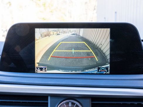 Used 2022 Lexus RX 350 AWD w/ Premium Package image 16