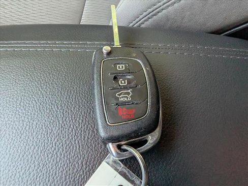 Used 2016 Hyundai Santa Fe Sport AWD/4WD image 34