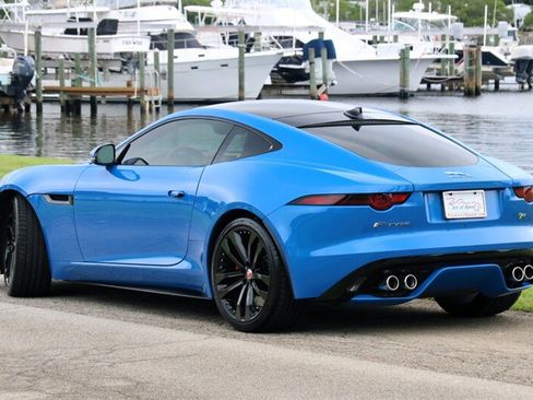 Used 2019 Jaguar F-TYPE R AWD/4WD image 5