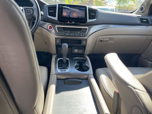 Used 2016 Honda Pilot EX-L image 12