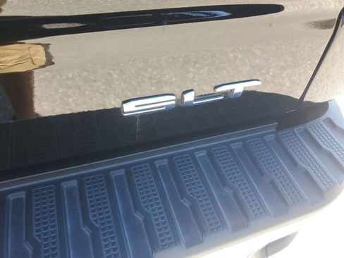 Used 2023 GMC Sierra 1500 SLT w/ X31 Off-Road Package image 40