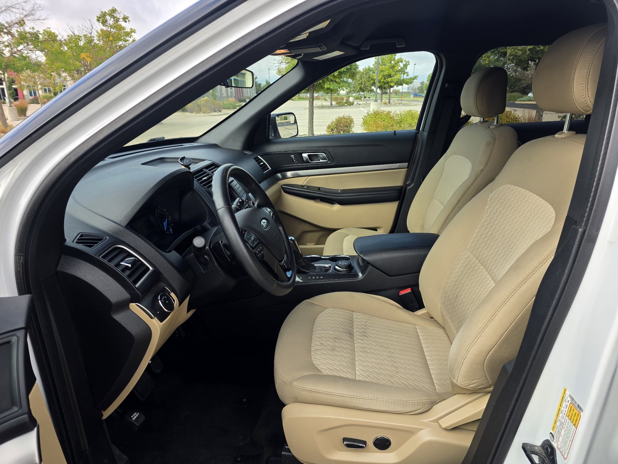 Used 2017 Ford Explorer 4WD image 12