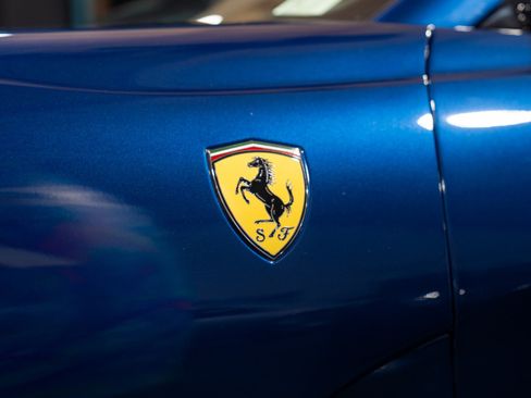 Used 2021 Ferrari 812 GTS RWD image 22