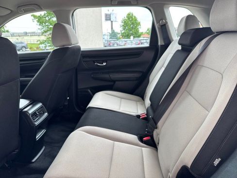 Used 2023 Honda CR-V LX image 7