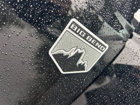 Used 2024 Ford Bronco Big Bend image 37