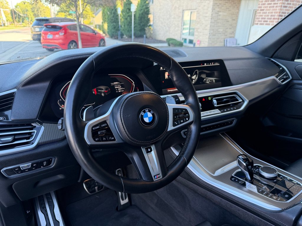 Used 2019 BMW X5 xDrive40i w/ M Sport Package AWD/4WD image 13