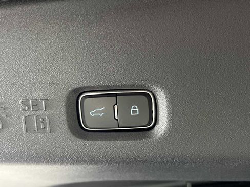 Used 2025 Ford Expedition Max Platinum w/ Driver's Package image 21