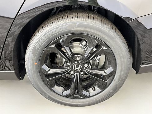 Used 2025 Honda Accord SE image 5