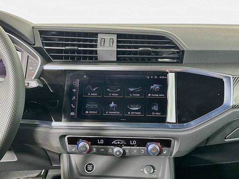 Used 2025 Audi Q3 2.0T Premium Plus image 14