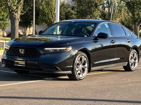 Used 2023 Honda Accord EX image 8