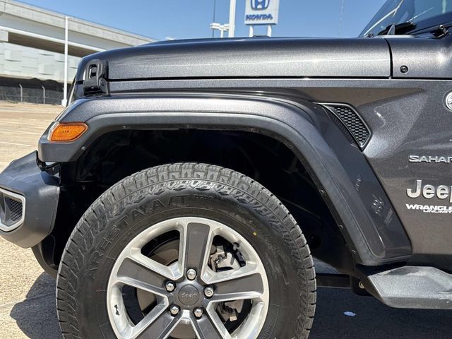 Used 2021 Jeep Wrangler Unlimited Sahara AWD/4WD image 5