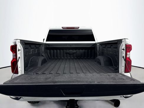 Used 2025 Chevrolet Silverado 2500 LT AWD/4WD image 26