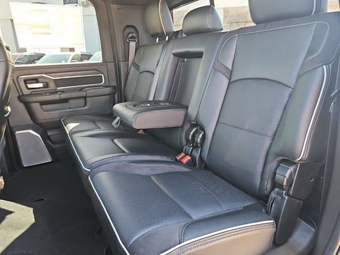 New 2026 RAM 3500 Laramie AWD/4WD image 18