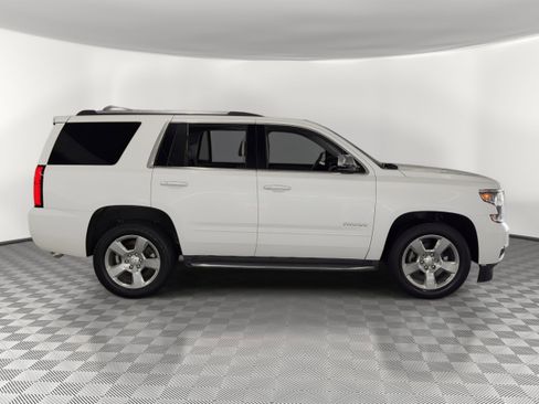 Used 2017 Chevrolet Tahoe Premier RWD image 8