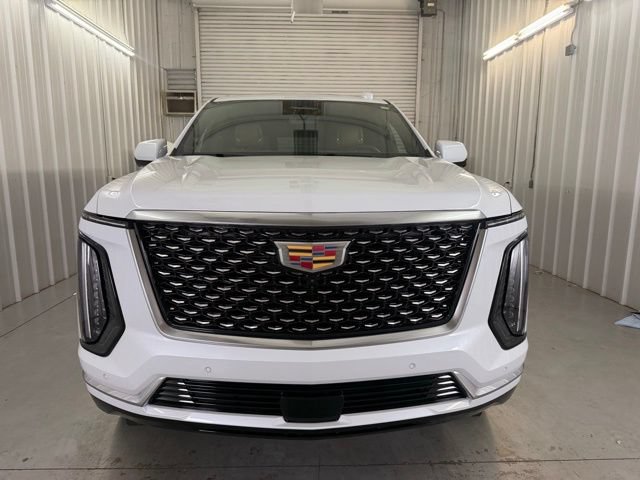 Certified 2026 Cadillac Escalade Luxury w/ LPO, Floor Liner Package RWD image 3