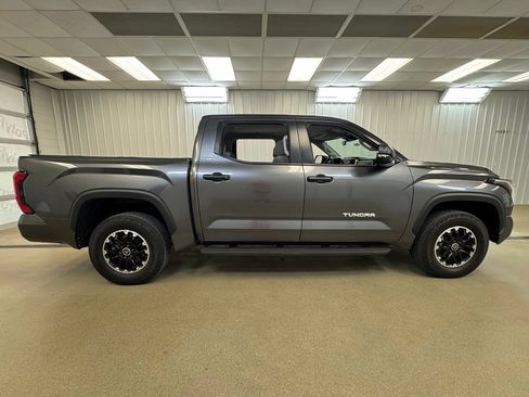 Used 2024 Toyota Tundra SR5 w/ SR5 Convenience Package AWD/4WD image 5