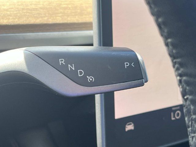 Used 2022 Tesla Model Y Performance AWD/4WD image 37
