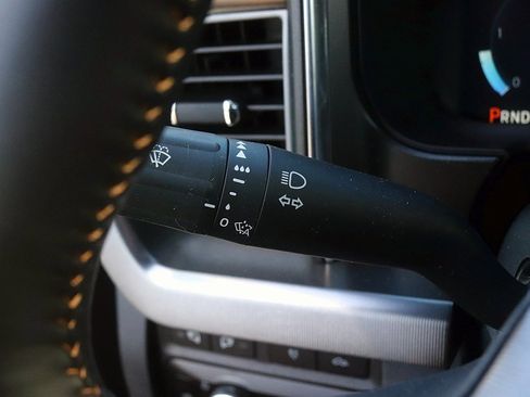 Used 2024 Ford F350 Platinum image 30