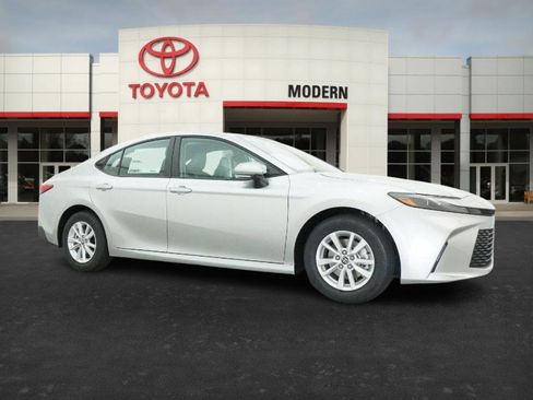 New 2026 Toyota Camry LE image 28