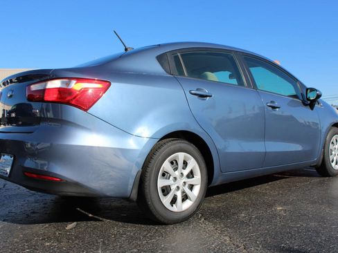 Used 2016 Kia Rio LX w/ Power Package FWD image 4