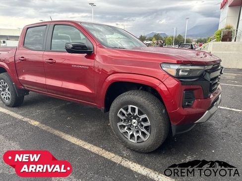 Used 2026 Chevrolet Colorado Z71 w/ Technology Package AWD/4WD image 6