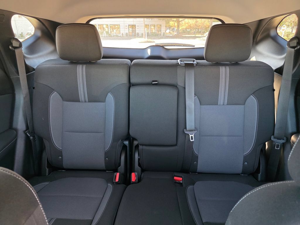New 2025 Chevrolet Blazer LT w/ LPO, Floor Liner Package FWD image 21