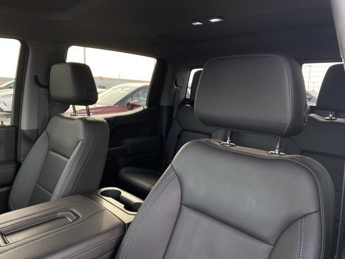 Used 2022 GMC Sierra 1500 SLT w/ SLT Premium Plus Package image 23