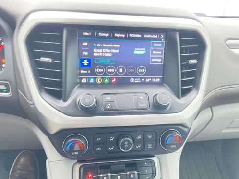 Used 2021 GMC Acadia SLT w/ Technology Package image 19