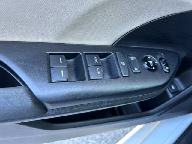Used 2019 Honda Civic EX image 17