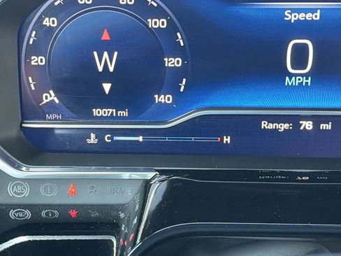 Certified 2025 Chevrolet Silverado 1500 LT Trail Boss w/ Convenience Package II image 27