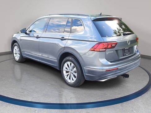 Used 2018 Volkswagen Tiguan SE w/ Panoramic Sunroof Package AWD/4WD image 7