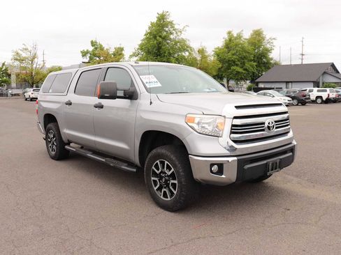 Certified 2016 Toyota Tundra SR5 w/ TRD Off Road Package AWD/4WD image 3