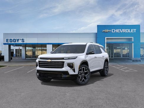 New 2026 Chevrolet Traverse High Country w/ LPO, Floor Liner Package image 9