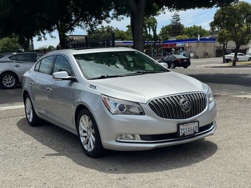 Used 2015 Buick LaCrosse Leather image 3