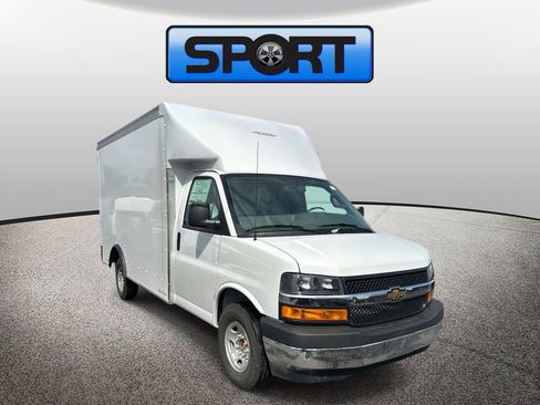 New 2026 Chevrolet Express 3500 w/ Power Convenience Package RWD image 5