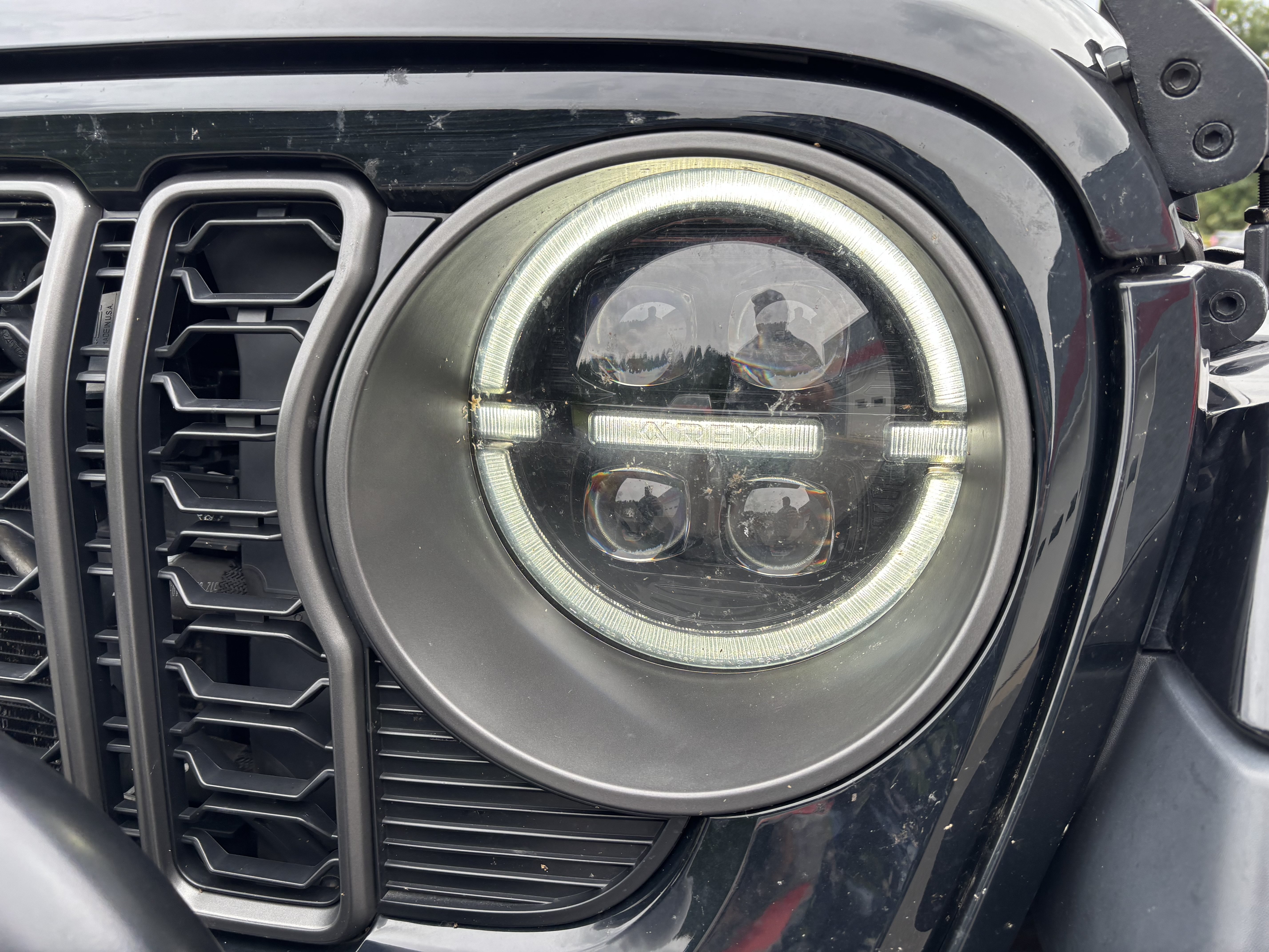 Used 2018 Jeep Wrangler Unlimited Sahara AWD/4WD image 10