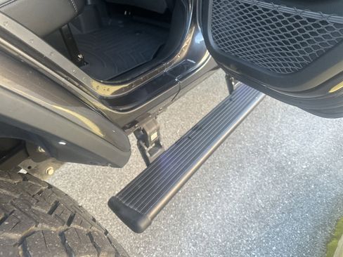 Used 2021 Jeep Wrangler Unlimited Rubicon w/ Xtreme Recon 35" Tire Package image 26