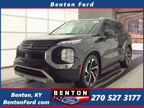 Used 2023 Mitsubishi Outlander SEL Black Edition image 1